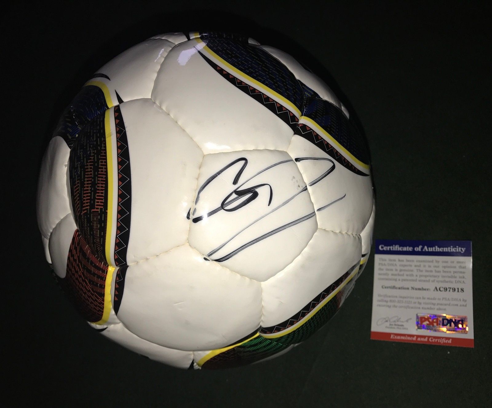 Top 5 des plus beaux ballons de football de la Coupe du Monde vendus sur eBay